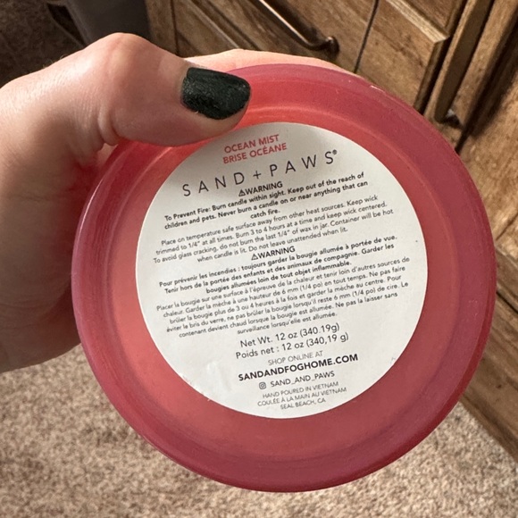 NWT Sand + Paws Ocean Mist Goldendoodle Candle - Picture 3 of 4